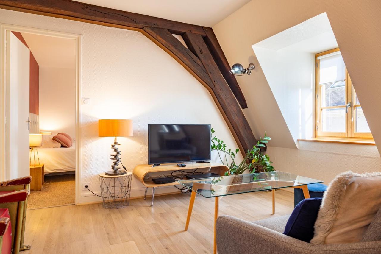 Happy Loft - Centre Historique + Parking Prive Apartment บลัวส์ ภายนอก รูปภาพ